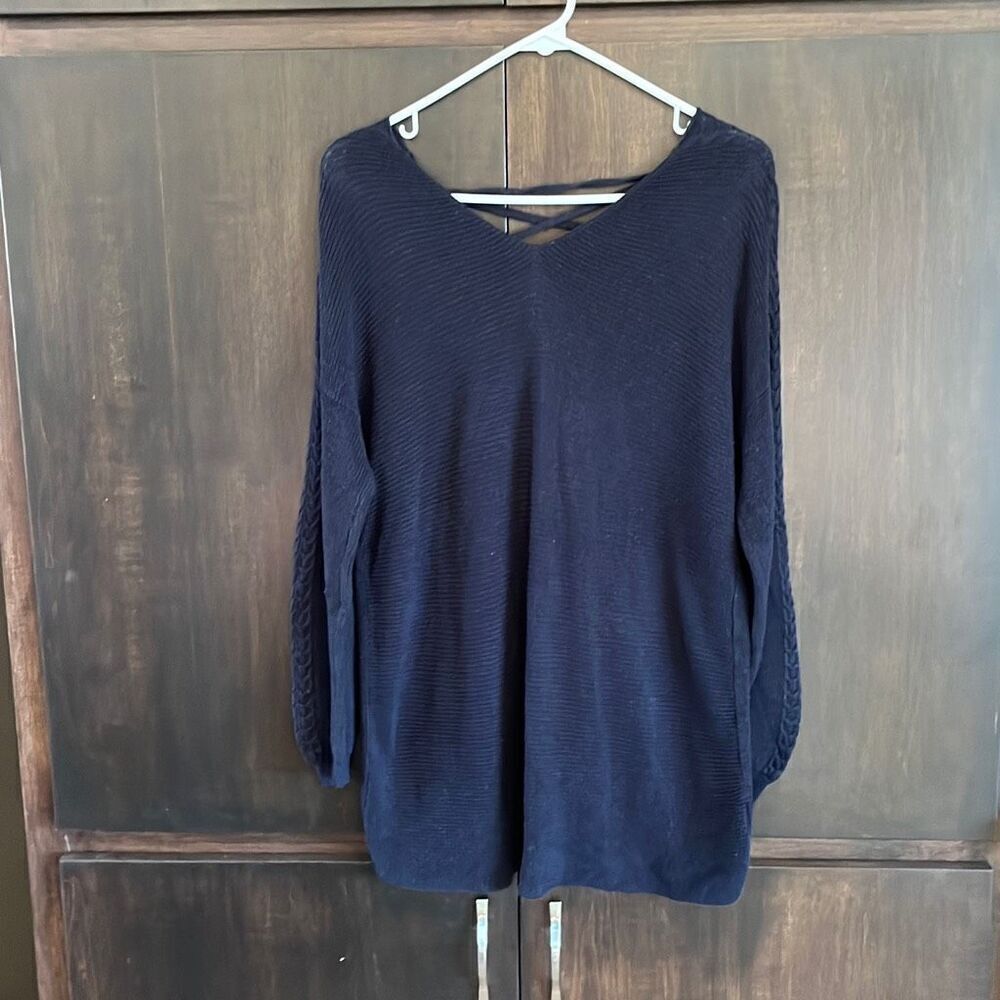 Skies are Blue Navy Cross Back Sweater Size 1X